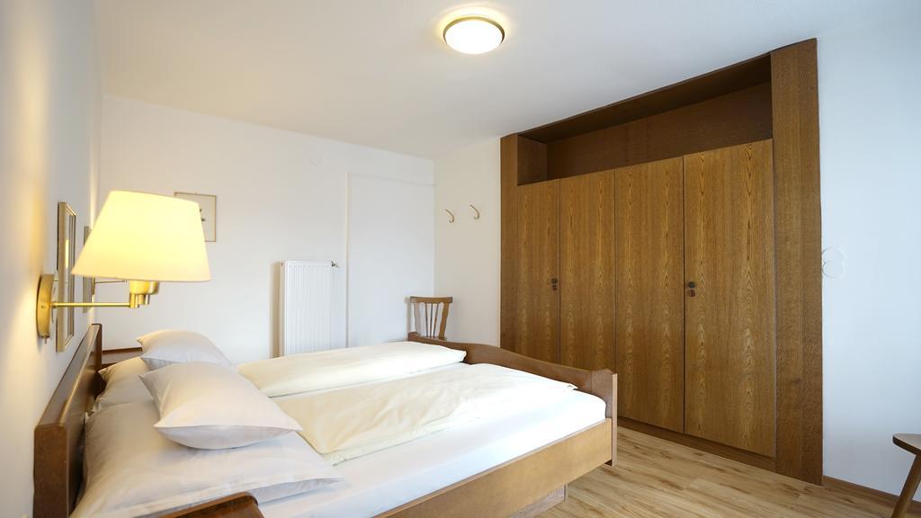 Landhaus Frenes Apartments Seefeld in Tirol Room photo