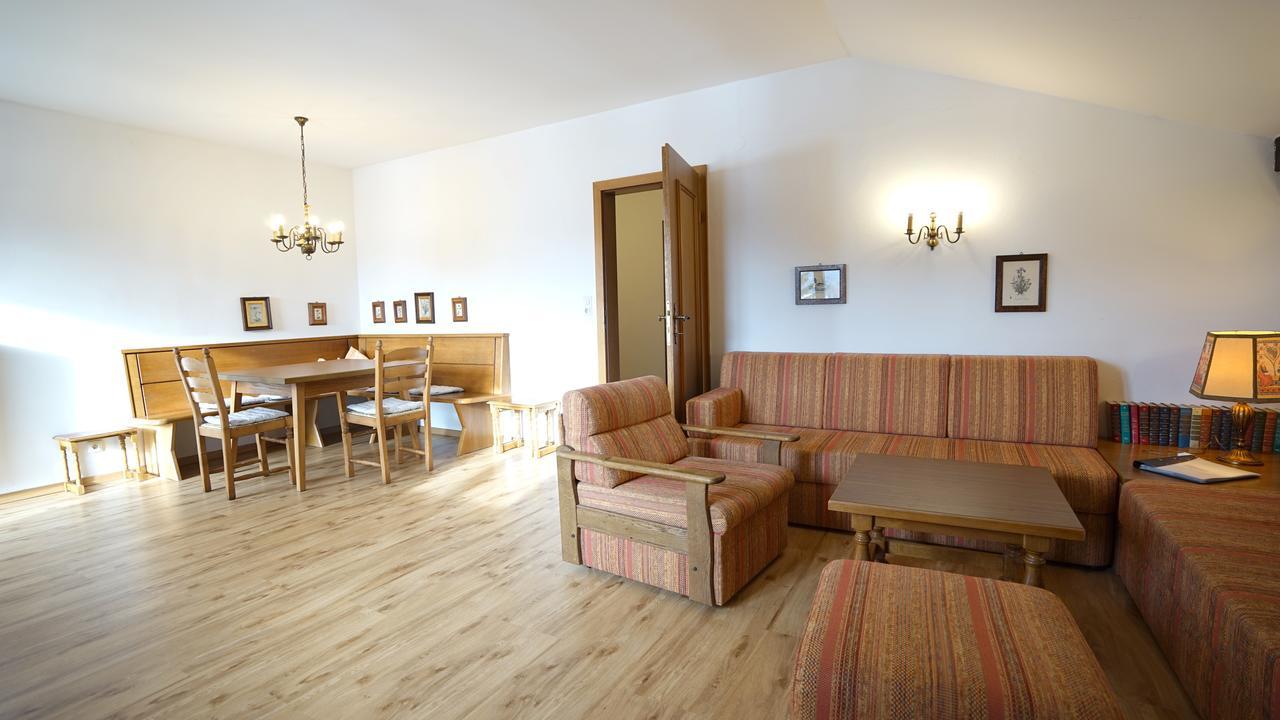 Landhaus Frenes Apartments Seefeld in Tirol Exterior photo